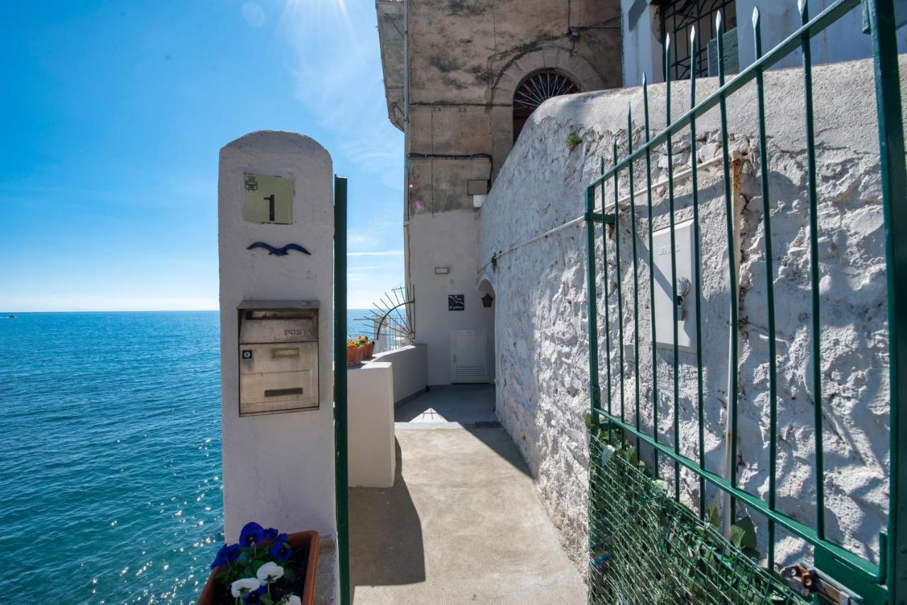 Il Nido Del Gabbiano Apartment Minori Exterior photo